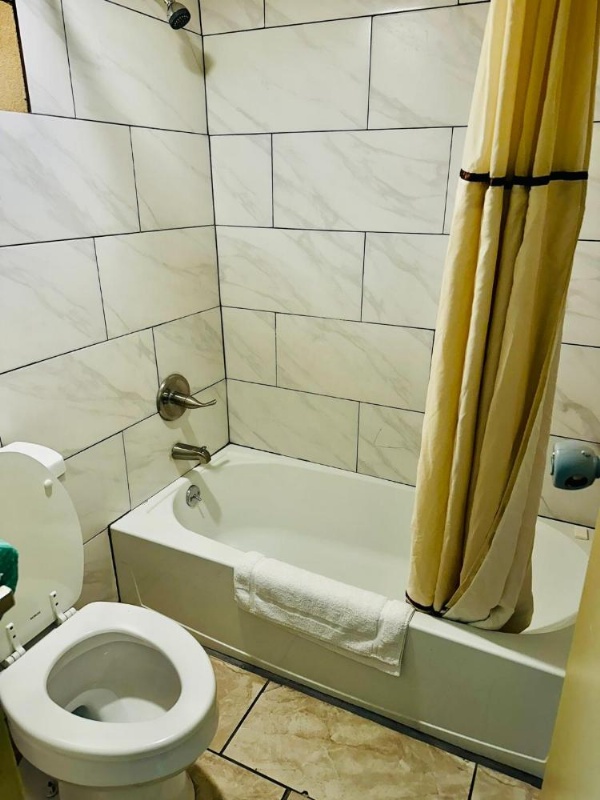 Travel Inn Bristol near State Street image 11