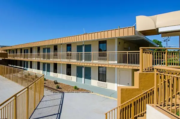 Travel Inn Bristol near State Street Main image